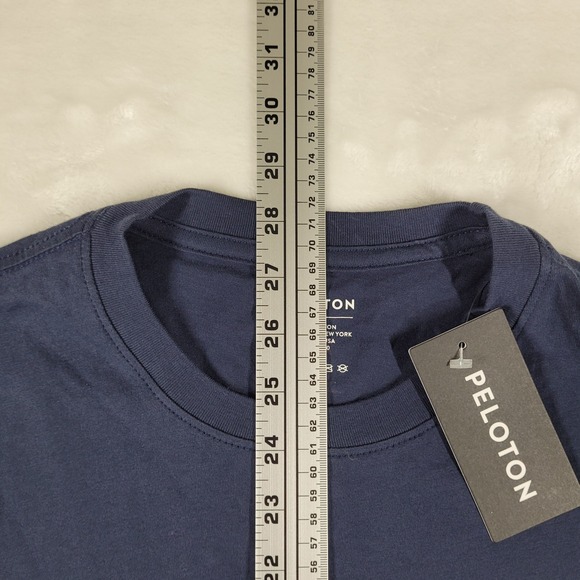 Peloton T-Shirt Men's Medium Navy Blue Short‎ Sleeve Casual Comfort Pocket NWT - Picture 3 of 7
